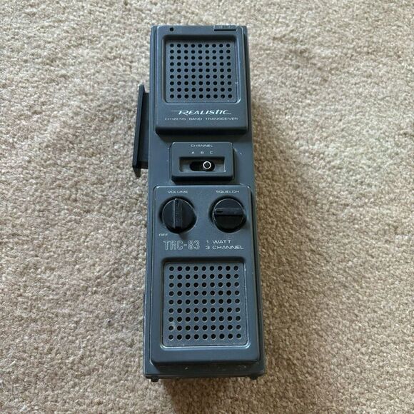 Realistic TRC-83 Citizens Band Transceiver 1 Watt 3 Channel - Picture 1 of 10